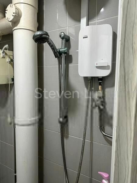 Common Room (HDB) for Rent in  524 Bedok North Street 3 - Image 5