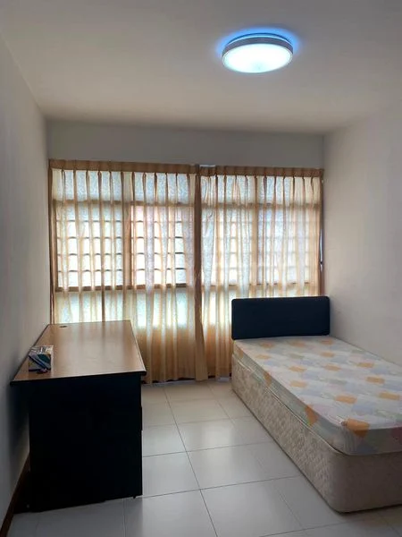 Common Room (HDB) for Rent in  23 Ghim Moh Link - Image 1