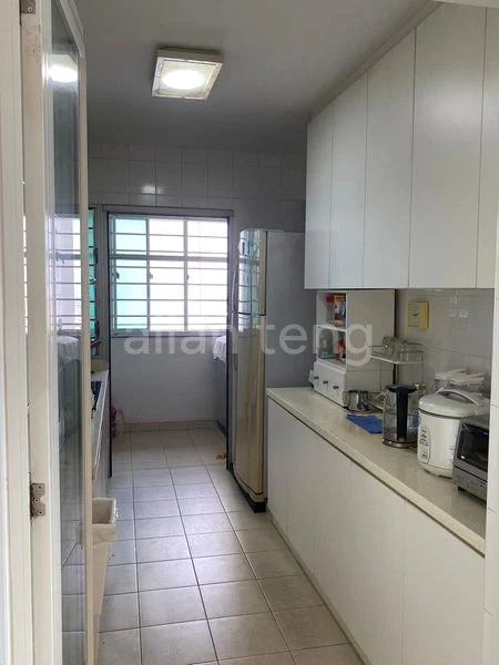 Common Room (HDB) for Rent in  23 Ghim Moh Link - Image 4