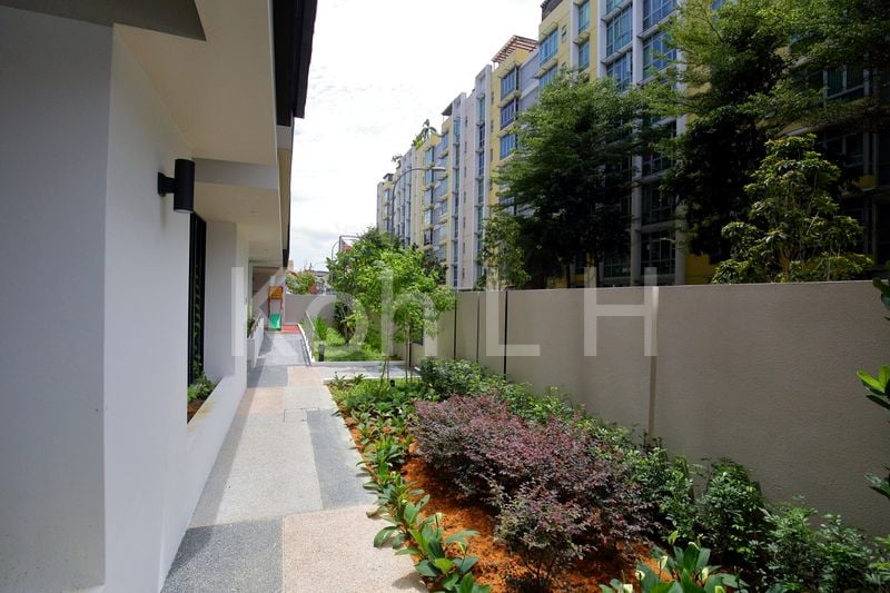 Common Room (Condo) for Rent in  The Centren - Image 10