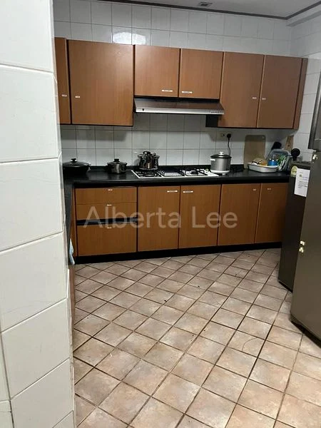 Common Room (Condo) for Rent in  Spring Grove - Image 3