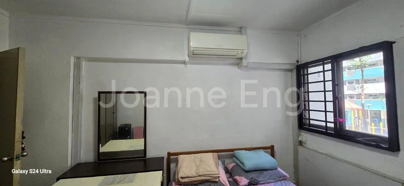 Master Room (HDB) for Rent in  205 Ang Mo Kio Avenue 1 - Image 2