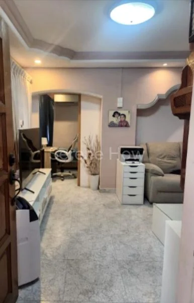 Common Room (HDB) for Rent in  975 Jurong West Street 93 - Image 4
