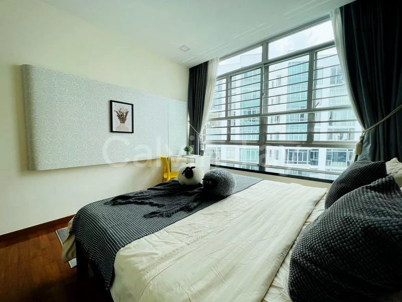 Master Room (Condo) for Rent in  The Lakeshore - Image 1