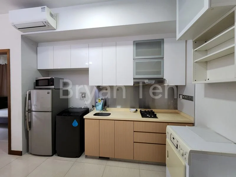 Master Room (Condo) for Rent in  Viento - Image 5