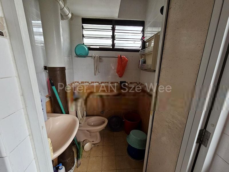 Common Room (HDB) for Rent in  504 Ang Mo Kio Avenue 8 - Image 5