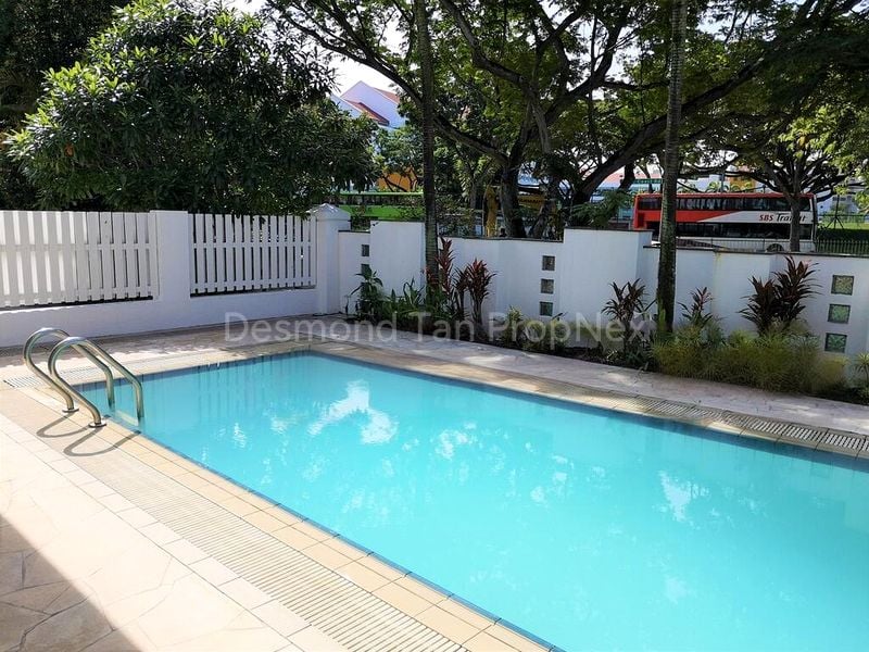 Master Room (Landed) for Rent in  Hong Leong Garden - Image 7
