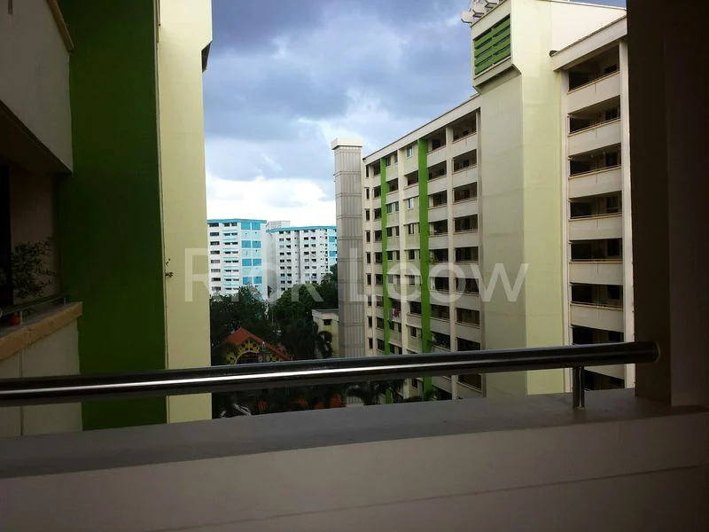 Common Room (HDB) for Rent in  560 Pasir Ris Street 51 - Image 1