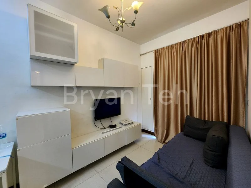 Master Room (Condo) for Rent in  Viento - Image 4