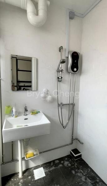 Master Room (HDB) for Rent in  209 Yishun Street 21 - Image 1