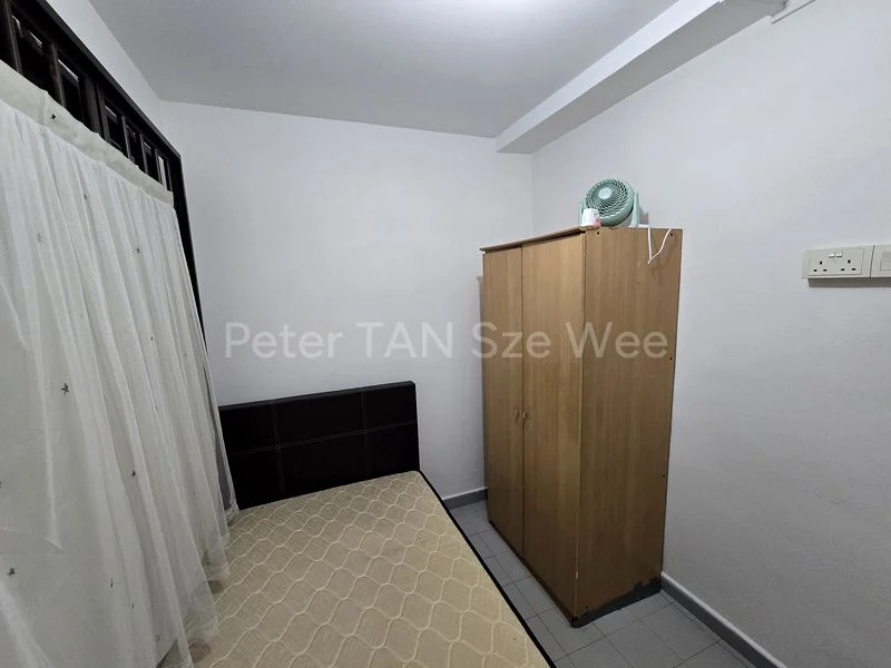 Common Room (HDB) for Rent in  111 Lorong 1 Toa Payoh - Image 2
