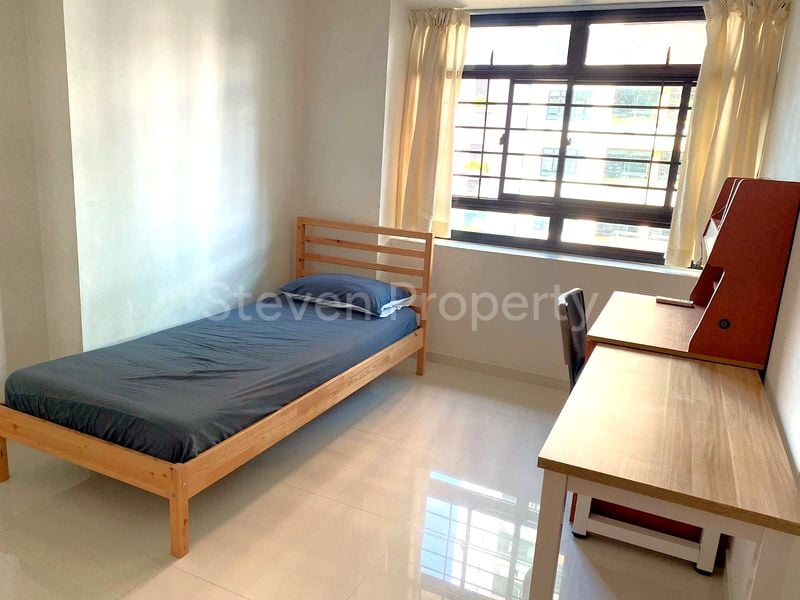 Common Room (HDB) for Rent in  28C Dover Crescent - Image 1