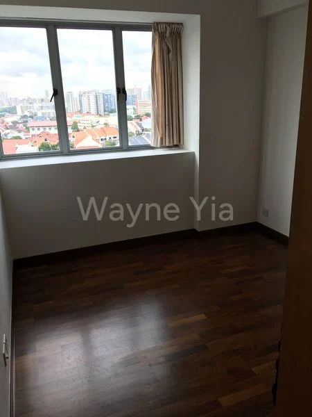 Common Room (Condo) for Rent in  The Sunshine - Image 3