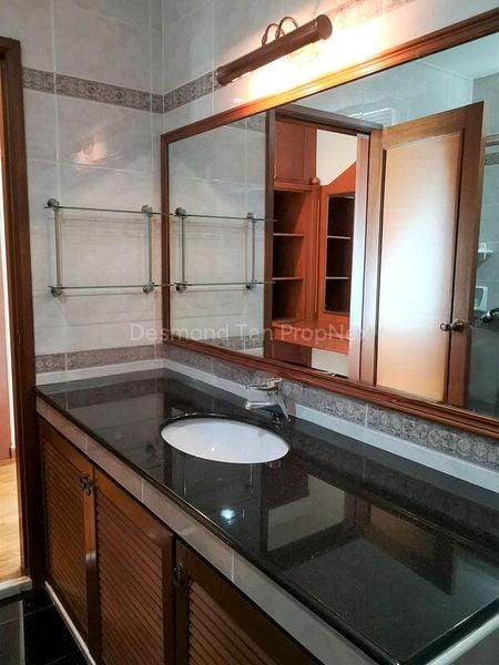 Master Room (Landed) for Rent in  Hong Leong Garden - Image 6
