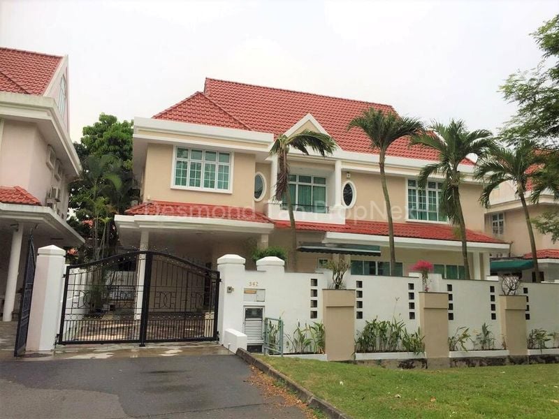 Master Room (Landed) for Rent in  Hong Leong Garden - Image 9