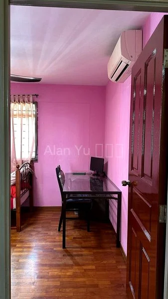 Common Room (HDB) for Rent in  678A Jurong West Street 64 - Image 2