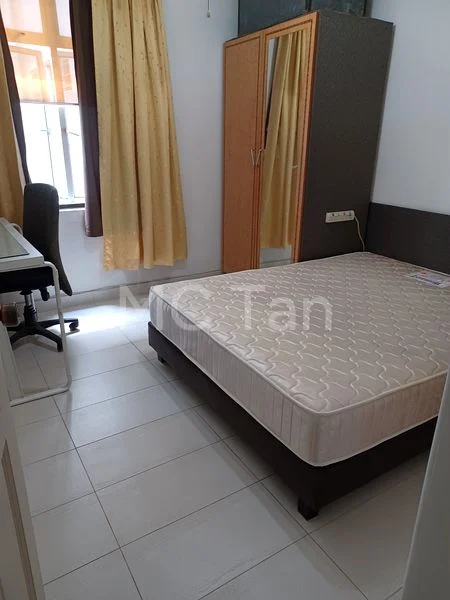 Common Room (Condo) for Rent in  Uni Building - Image 8