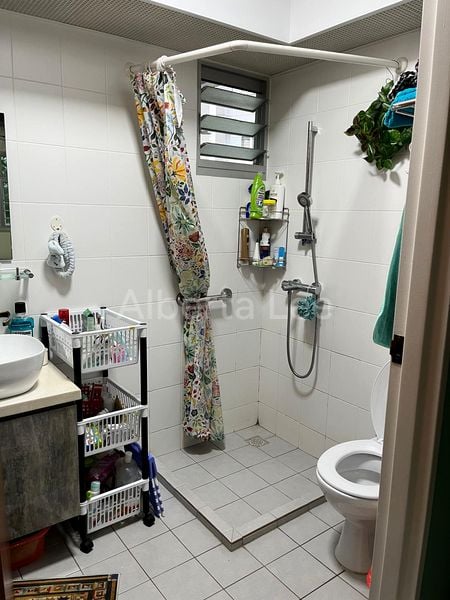 Common Room (HDB) for Rent in  429B Yishun Avenue 11 - Image 6