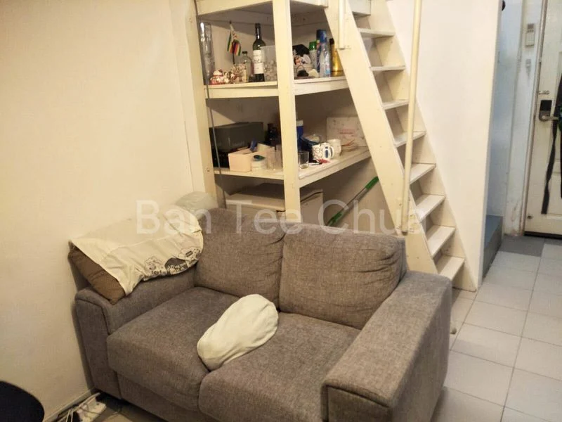 Master Room Terraced House (Landed) for Rent in  Lorong 36 Geylang - Image 1