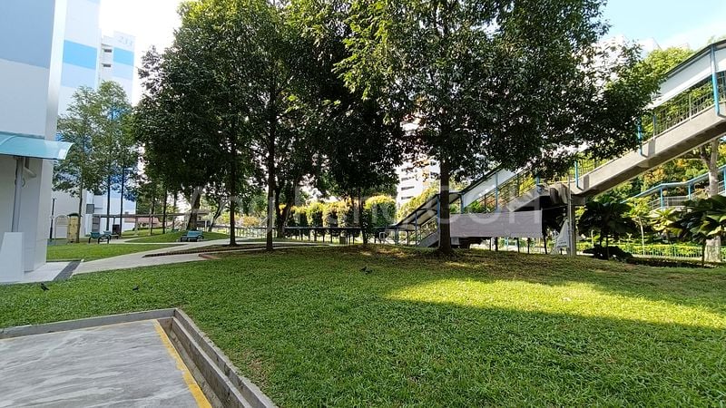 Common Room (HDB) for Rent in  232 Tampines Street 21 - Image 9