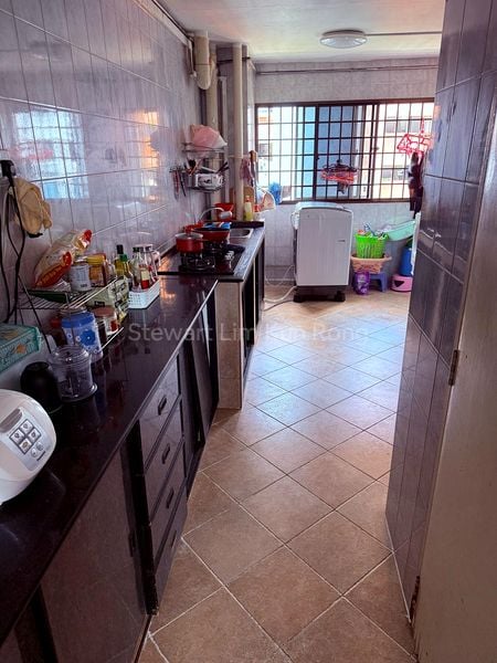 Common Room (HDB) for Rent in  336 Woodlands Avenue 1 - Image 4