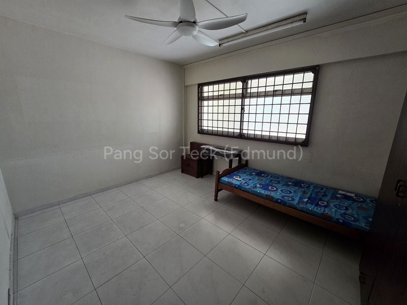 Common Room (HDB) for Rent in  357 Woodlands Avenue 5 - Image 4