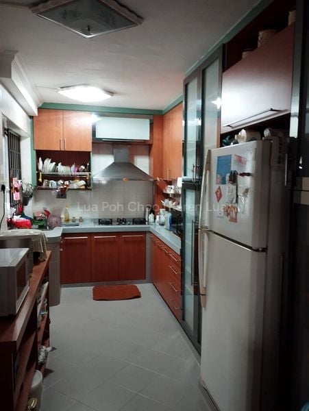 Common Room (HDB) for Rent in  576 Hougang Avenue 4 - Image 7