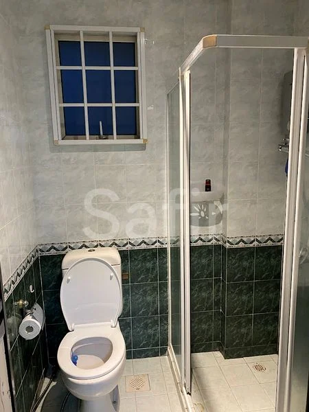 Master Room (Condo) for Rent in  Eng Kong Green - Image 6
