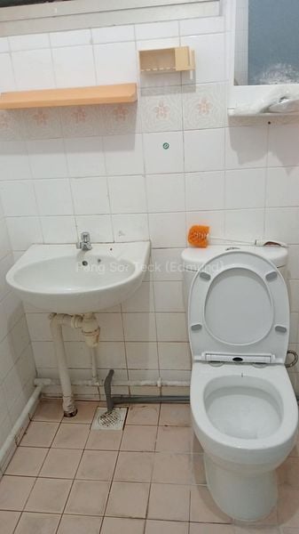 Common Room (HDB) for Rent in  357 Woodlands Avenue 5 - Image 2