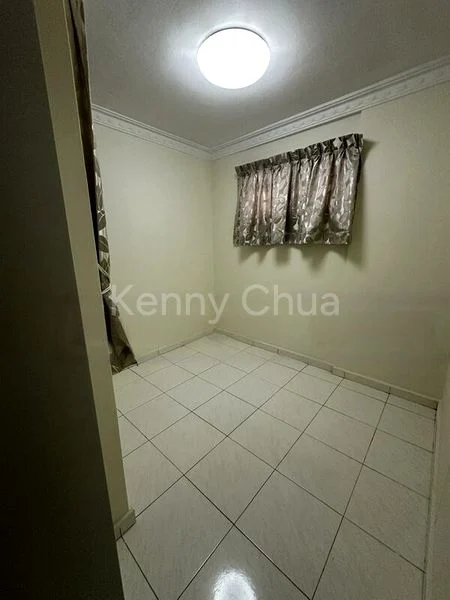 Common Room (HDB) for Rent in  340B Sembawang Close - Image 3