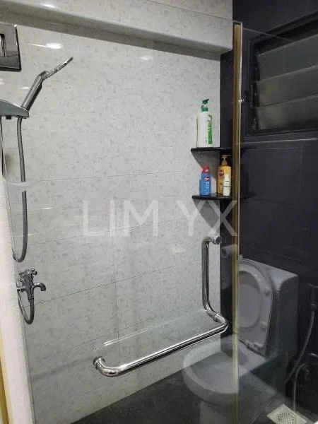 Master Room (HDB) for Rent in  647 Jurong West Street 61 - Image 2