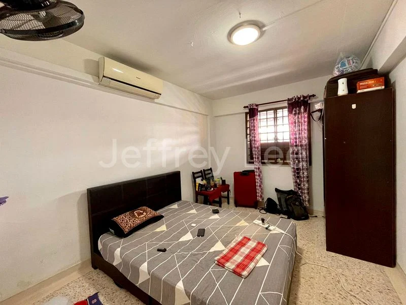 Common Room (HDB) for Rent in  182 Ang Mo Kio Avenue 5 - Image 3