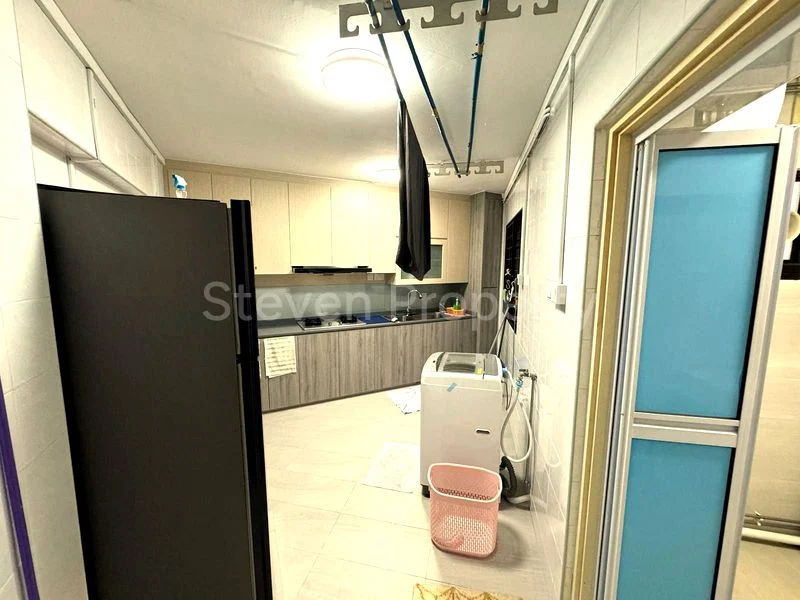 Common Room (HDB) for Rent in  117C Rivervale Drive - Image 7