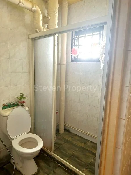 Common Room (HDB) for Rent in  664C Jurong West Street 64 - Image 6