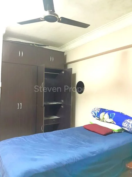 Common Room (HDB) for Rent in  970 Hougang Street 91 - Image 1