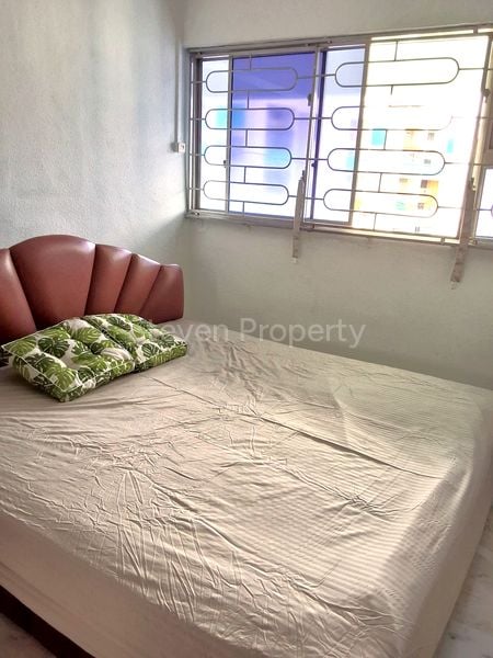 Master Room (HDB) for Rent in  340 Jurong East Avenue 1 - Image 1