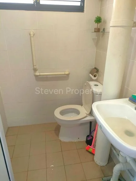 Common Room (HDB) for Rent in  481 Jurong West Street 41 - Image 3