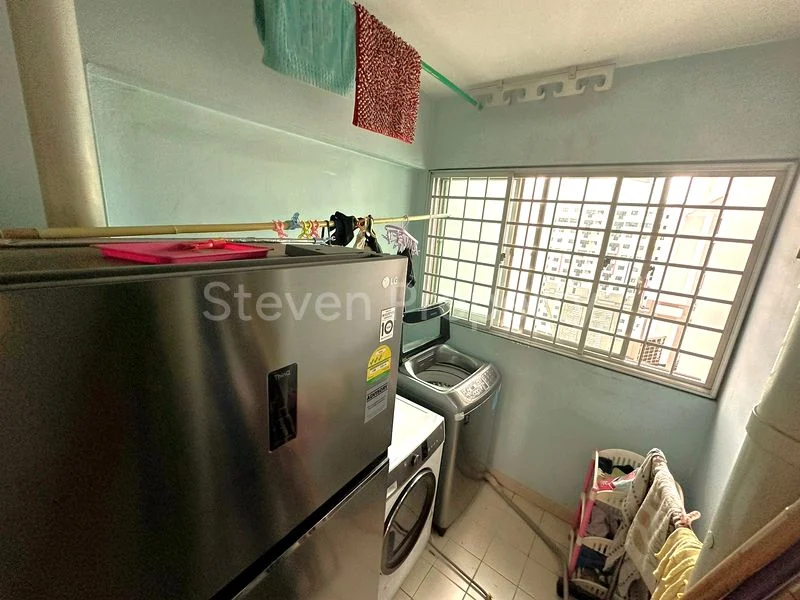 Common Room (HDB) for Rent in  119C Rivervale Drive - Image 5