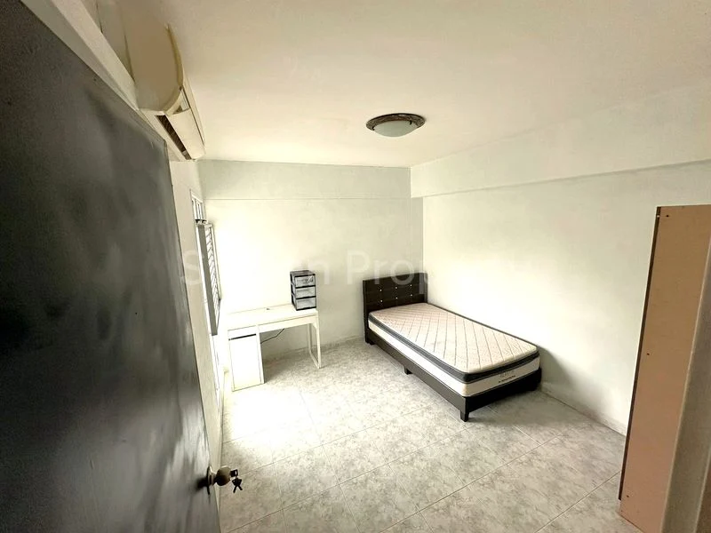 Common Room (HDB) for Rent in  119C Rivervale Drive - Image 1