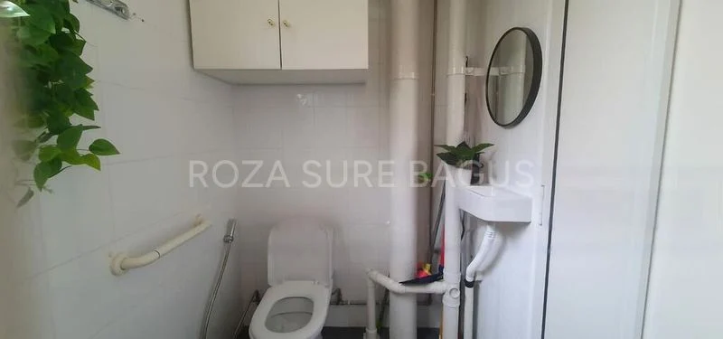 Room (HDB) for Rent in  431 Jurong West Avenue 1 - Image 2