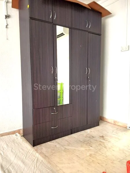 Master Room (HDB) for Rent in  340 Jurong East Avenue 1 - Image 3