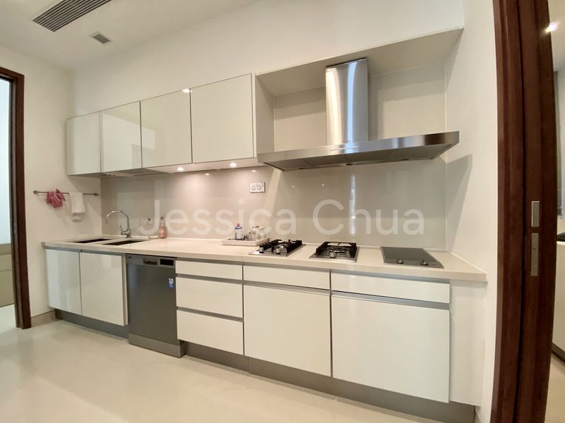 4+1 Bed Condo for Rent in  Sage - Image 7