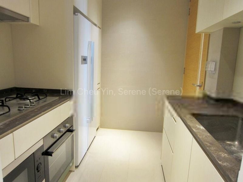 4 Bed Condo for Rent in  The Crest - Image 12