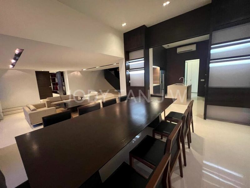 6 Bed Condo for Sale in  Beverly Hill - Image 14