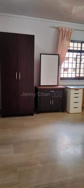 Common Room (4A) HDB for Rent in  109 Whampoa Road - Image 5
