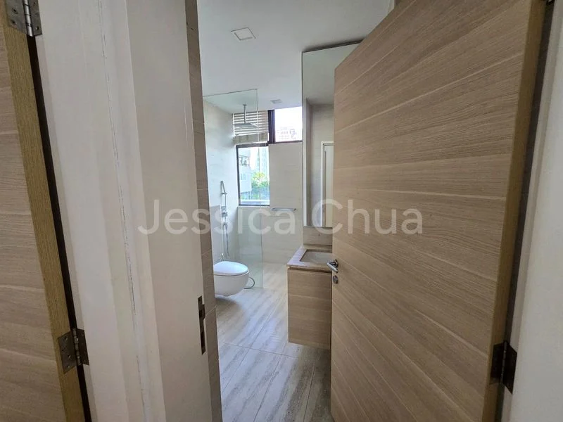 4+1 Bed Apartment (Condo) for Rent in  Elizabeth Tower - Image 4