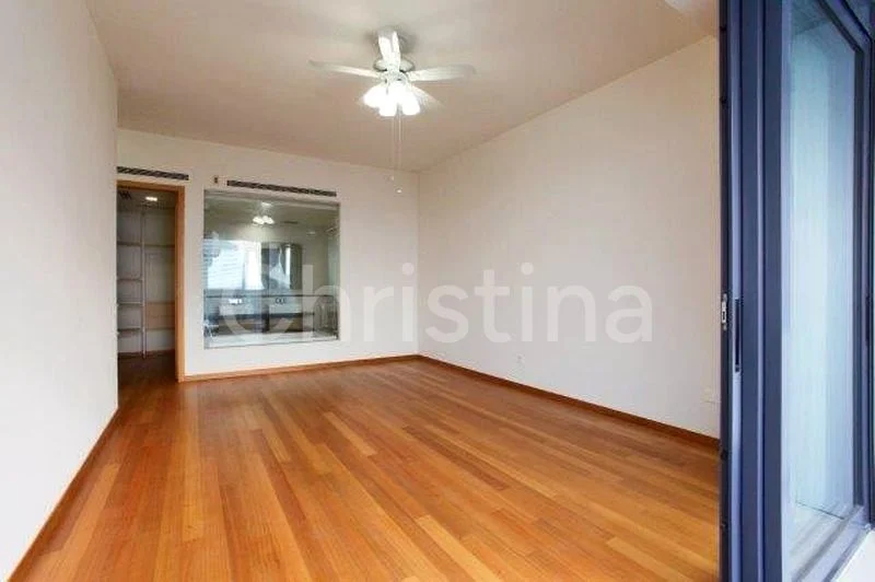 4 Bed Condo for Sale in  Marina Bay Residences - Image 8