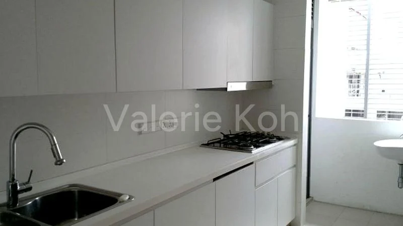 4+1 Bed Condo for Rent in  Skypark - Image 7