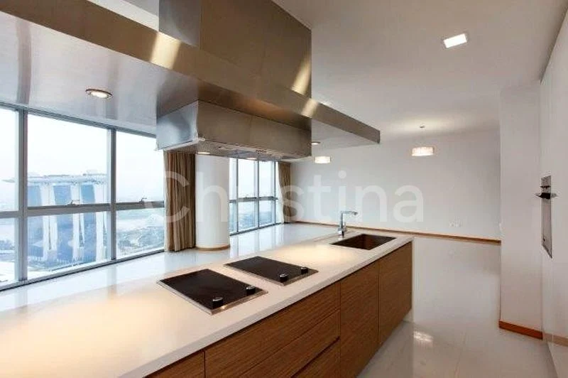 4 Bed Condo for Sale in  Marina Bay Residences - Image 5