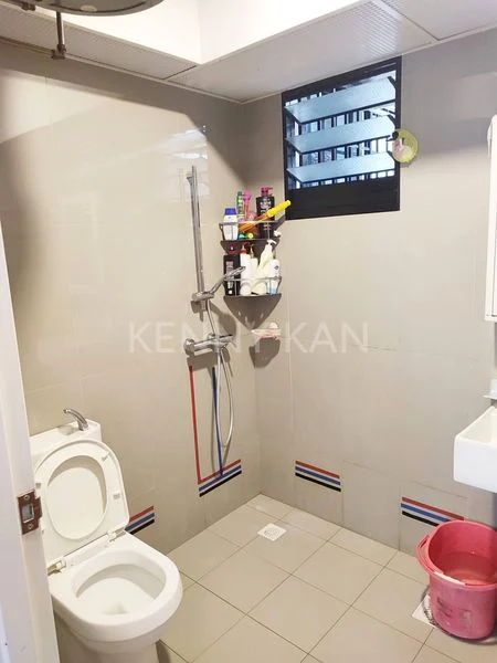 Common Room (HDB) for Rent in  606A Tampines Street 61 - Image 3